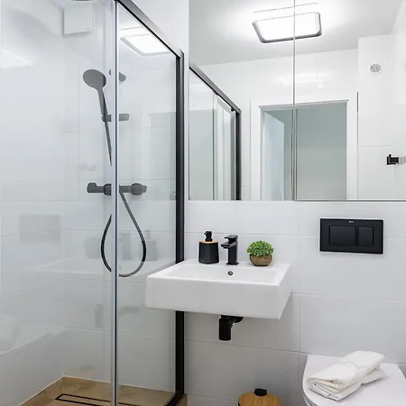 아파트 Wrzeciono 12 - Piekny Apartament Obok Szpitala Bielanskiego Oraz Awf, Bezplatna Strefa Parkowania - 400m Do Stacji Metra - Good 바르샤바