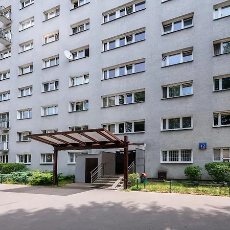 Wrzeciono 12 - Piekny Apartament Obok Szpitala Bielanskiego Oraz Awf, Bezplatna Strefa Parkowania - 400m Do Stacji Metra - Good