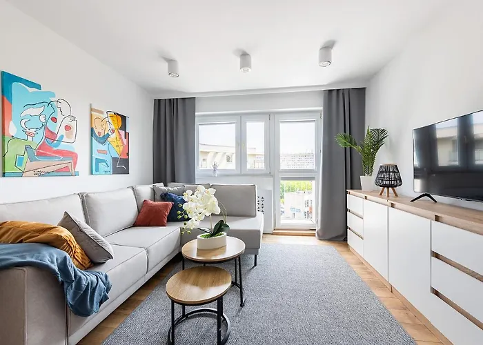 Apartment Good Apartments: Modern Near Bielański Hospital And Awf *