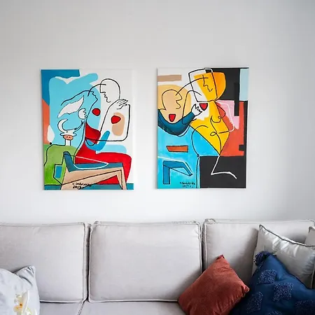 Wrzeciono 12 - Piekny Apartament Obok Szpitala Bielanskiego Oraz Awf, Bezplatna Strefa Parkowania - 400m Do Stacji Metra - Good *